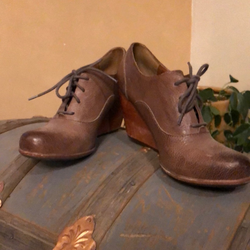 Kork-Ease Wedge Lace Shoe